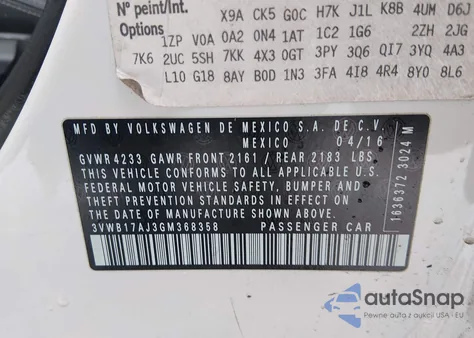 2016 Volkswagen Jetta 1.8T Sport z USA, uszkodzony, nr VIN 3VWB17AJ3GM368358